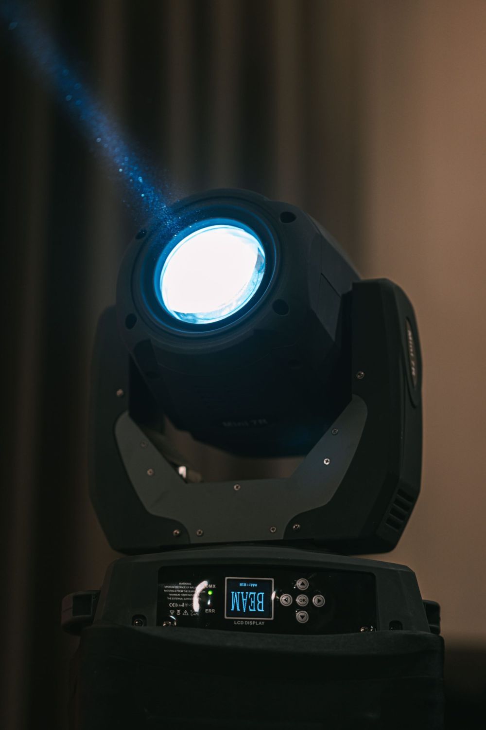 Beam u plavoj